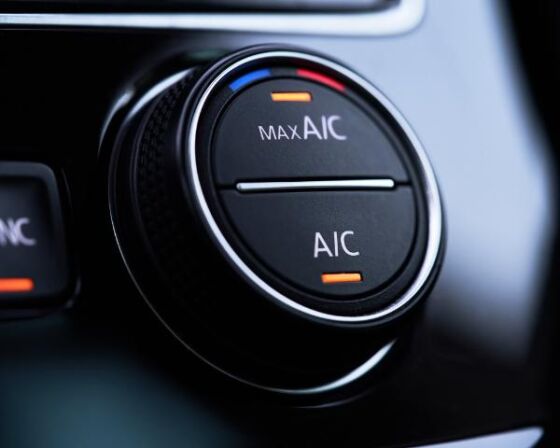 Klimatyzacja samochodowa - AC i AC Max