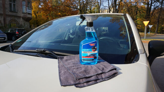Detergente universale per vetri in atomizzatore - Moje Auto