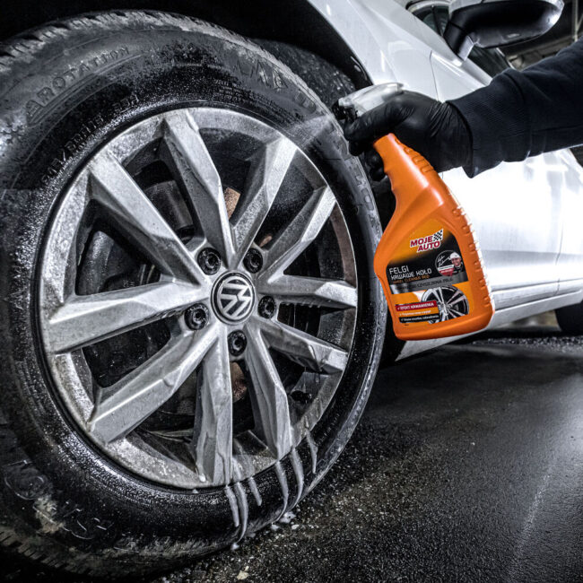 moje-auto.pl | Moje Auto Preparat do czyszczenia felg Krwawe Koło