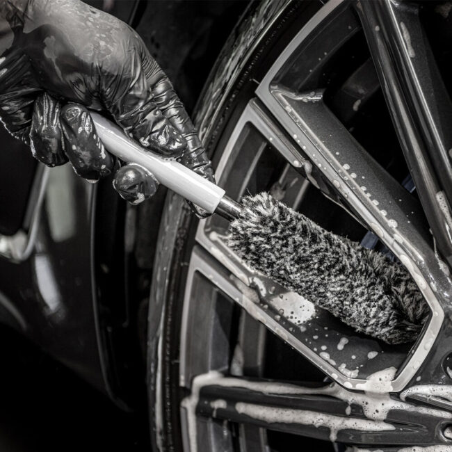 moje-auto.pl | Moje Auto Detailer szczotka do mycia felg Ultimate Wheel z mikrofibrą