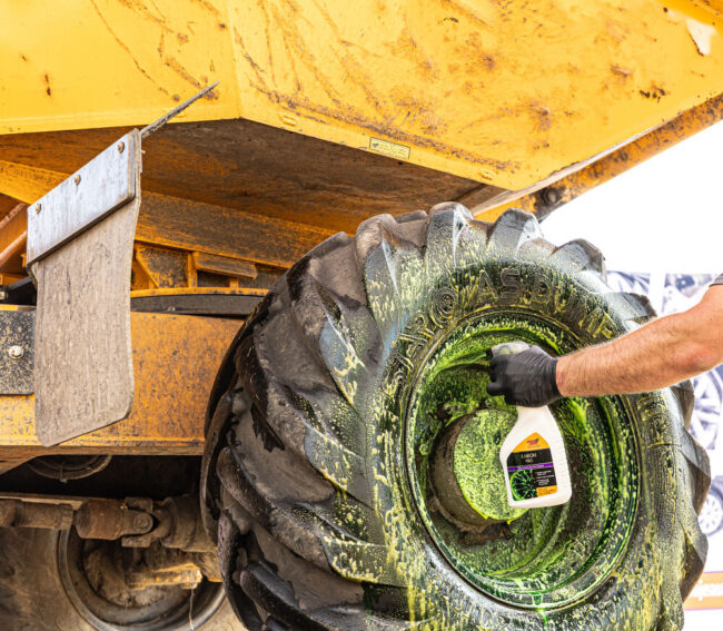 moje-auto.pl | Moje Auto Detailer X-Neon Pro Preparat do czyszczenia felg i opon