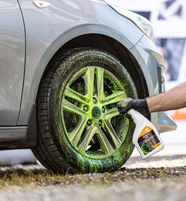 moje-auto.pl | Moje Auto Detailer X-Neon Pro Preparat do czyszczenia felg i opon